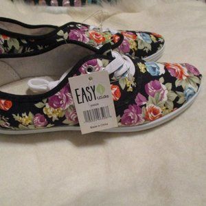 Floral Canvas Sneakers Women's 7 NWT